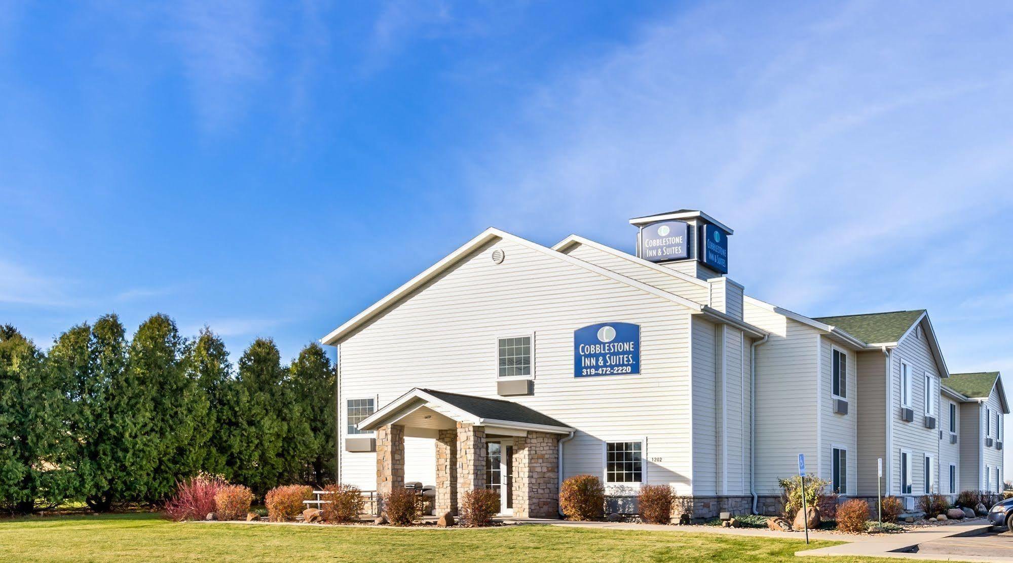 Cobblestone Inn & Suites - Vinton, Ia Zewnętrze zdjęcie